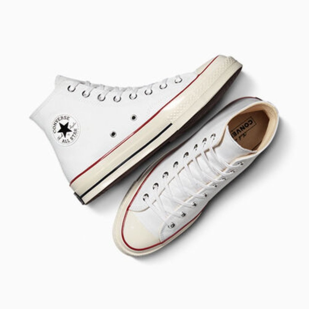 Converse Chuck 70 Vintage Canvas in White Size 7 (Women)